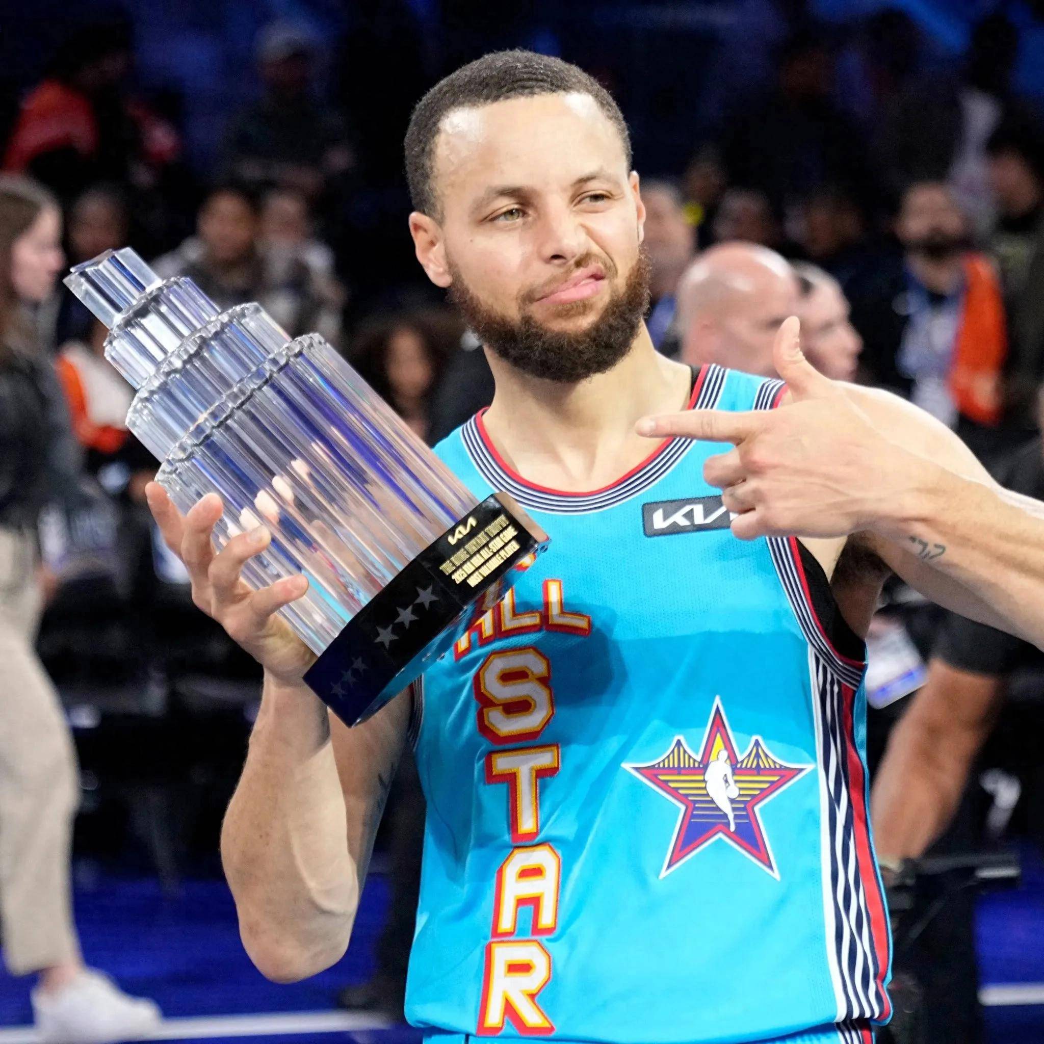 场战胜科隆 场战胜科隆