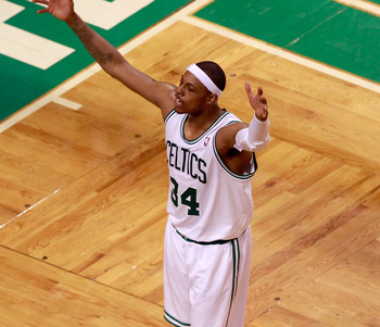 纽约大都会队将全明星二垒手杰夫·麦克尼尔交易至运动家，换取投手新秀