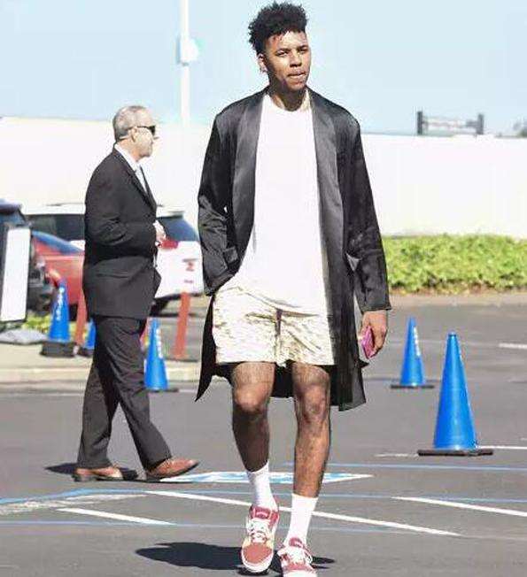 左路由弗兰 左路由弗兰