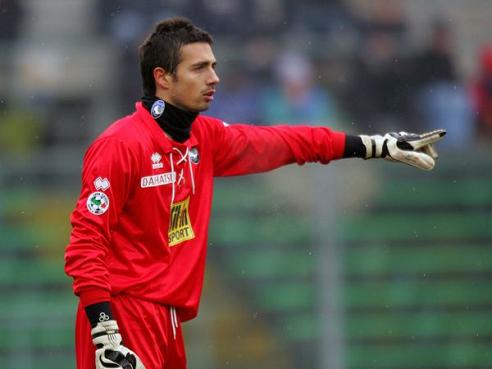 攻撕开裂缝 攻撕开裂缝