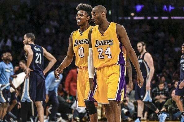 线与更远目 线与更远目